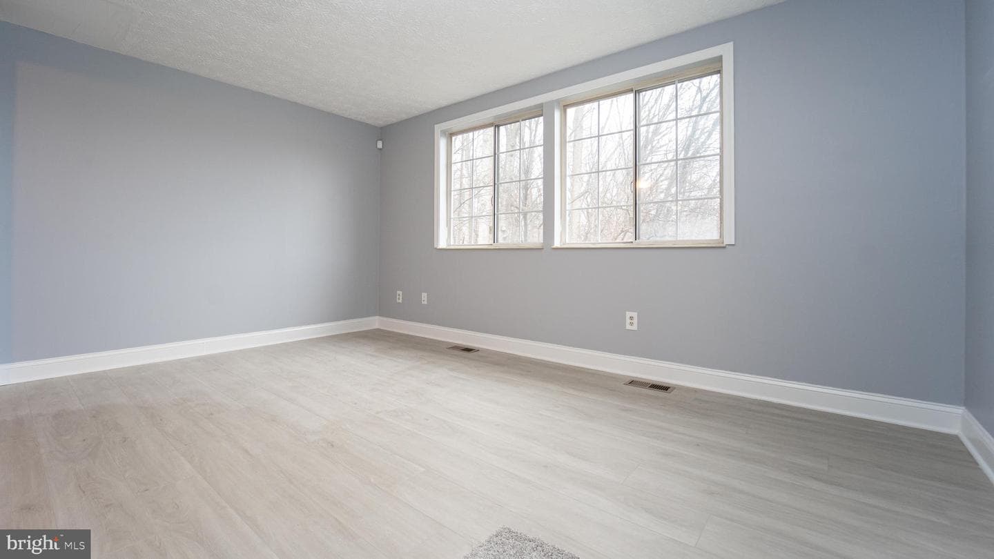 8320 Bark Tree Court photo 11