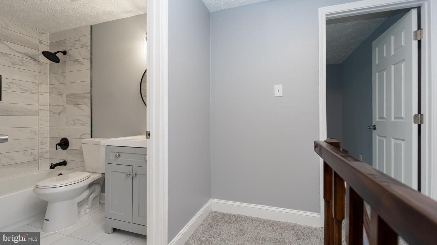 8320 Bark Tree Court photo 16