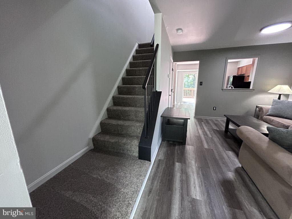 5682 White Dove Lane photo 4
