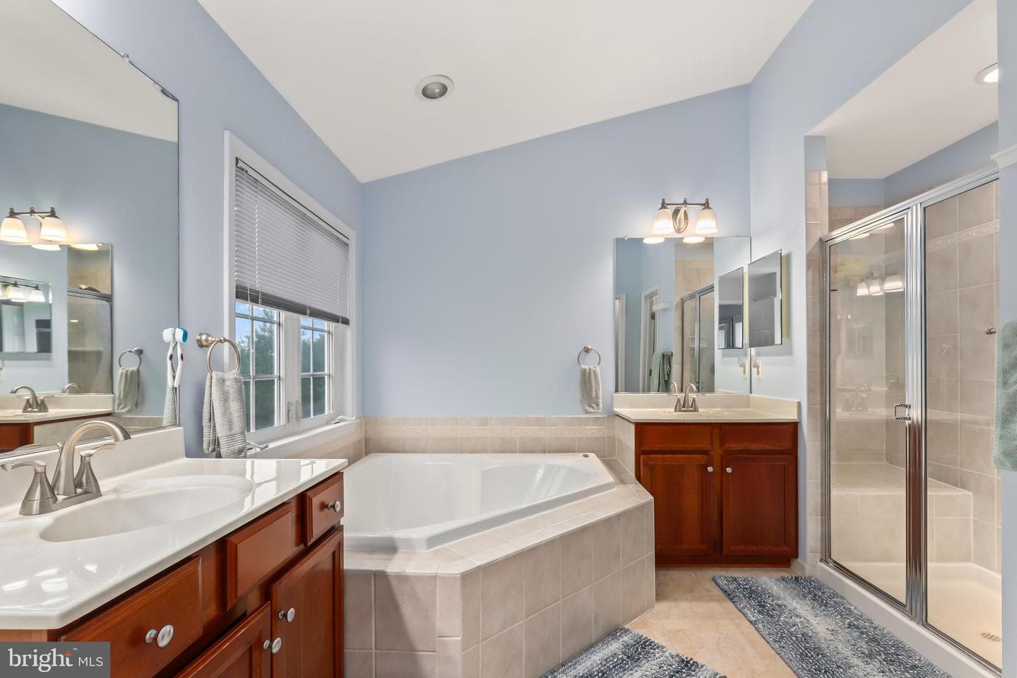 2401 Cypress Green Lane photo 29