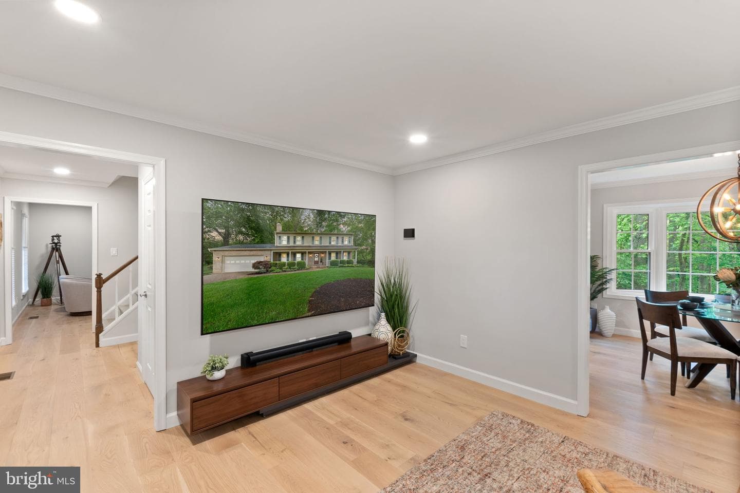 1676 Abbey Oak Drive photo 12