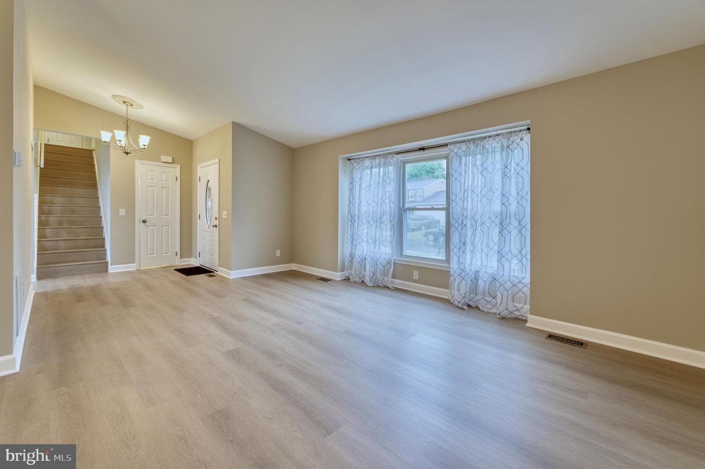 5528 Buggy Whip Drive photo 10