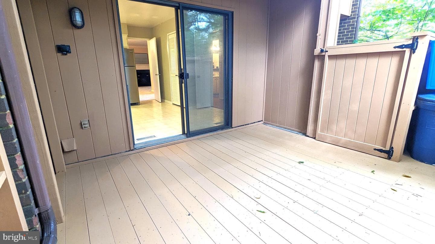 1762 Wainwright Drive photo 12