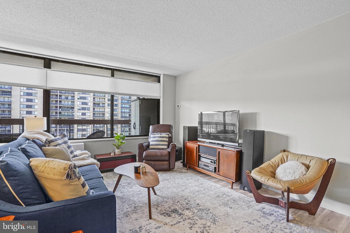 3705 S George Mason Drive #1502s photo 16