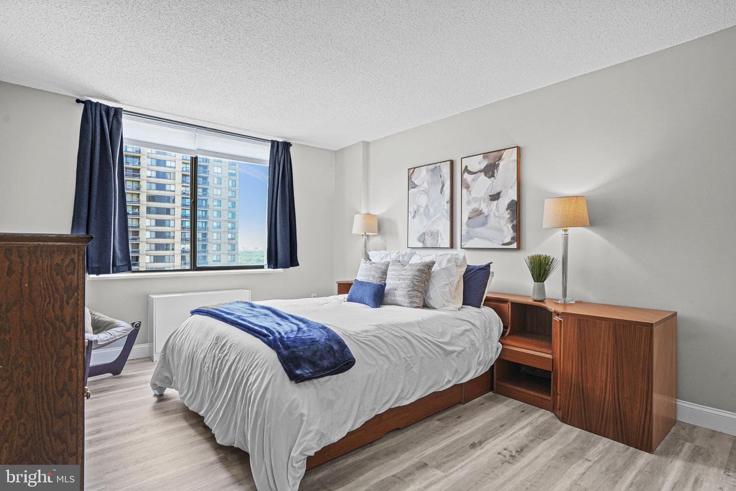 3705 S George Mason Drive #1502s photo 17
