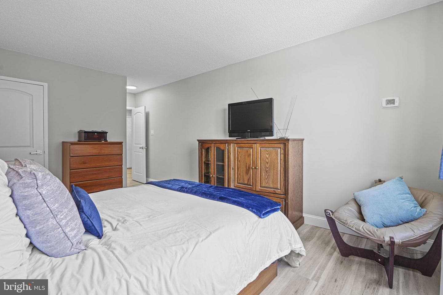 3705 S George Mason Drive #1502s photo 19