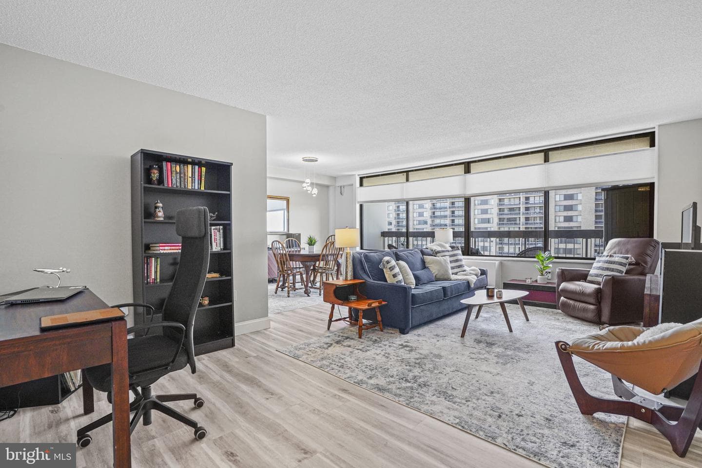 3705 S George Mason Drive #1502s photo 4