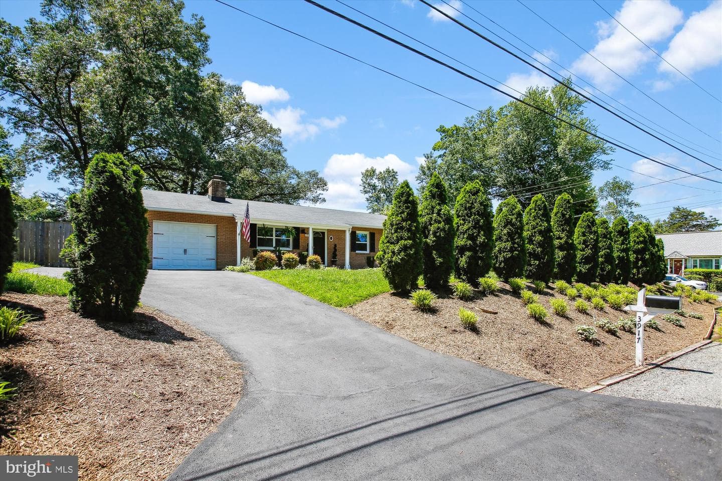 3917 Maury Place photo 2