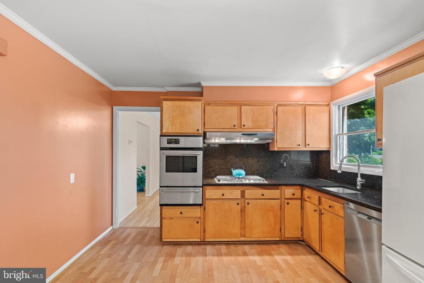6915 Hadlow Drive photo 10