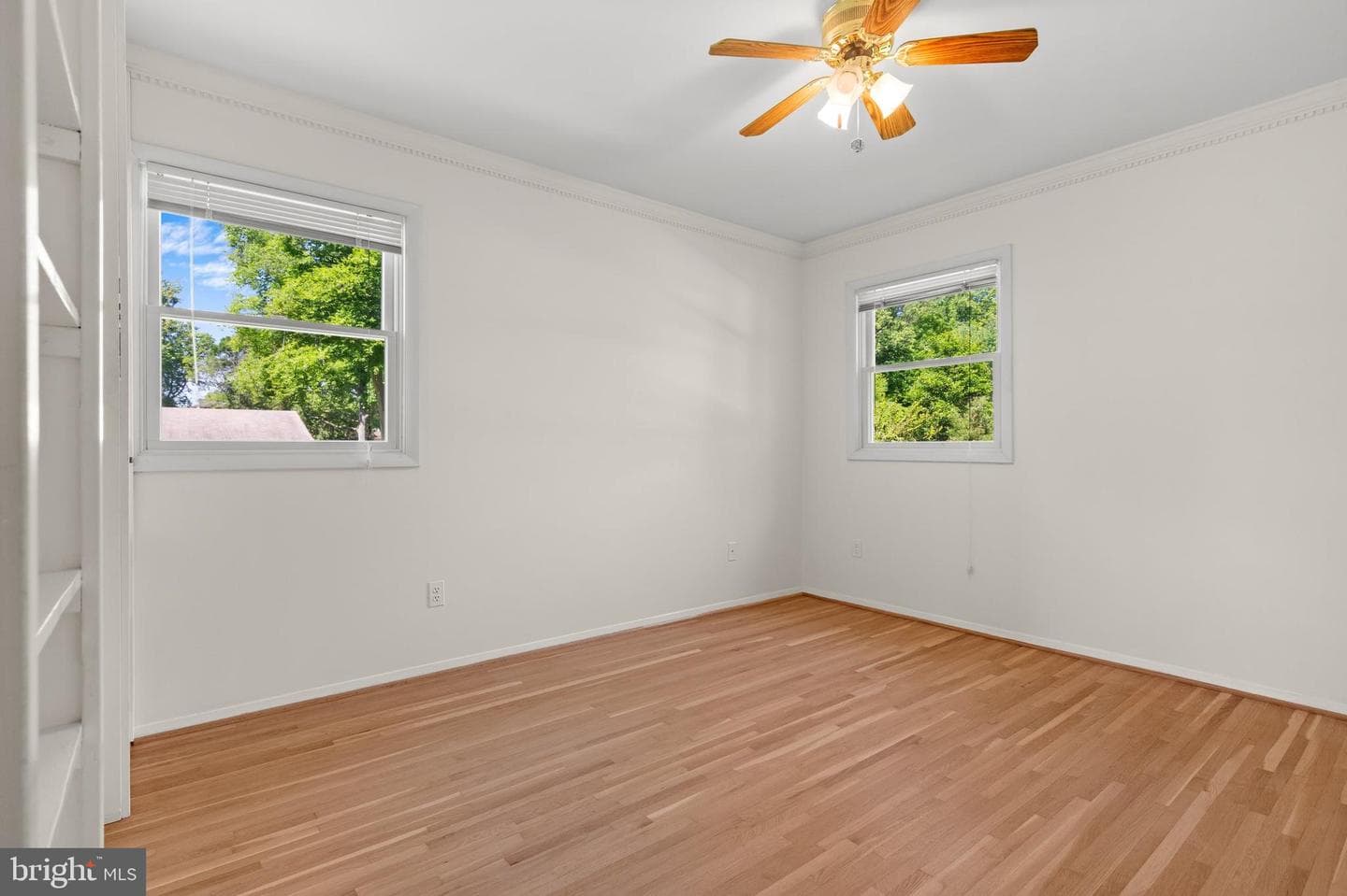6915 Hadlow Drive photo 22