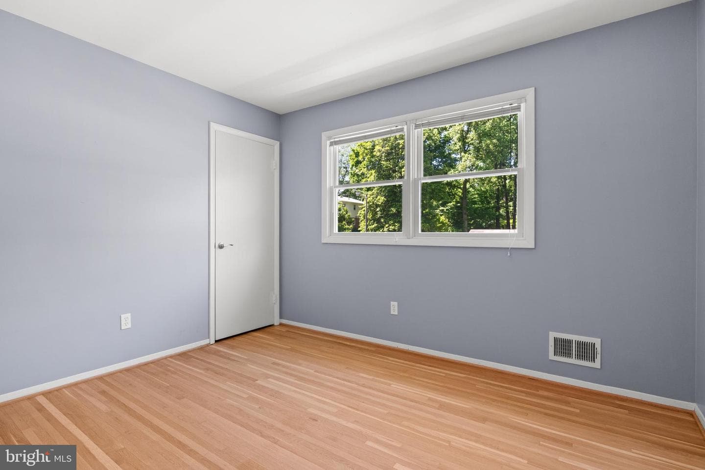 6915 Hadlow Drive photo 25
