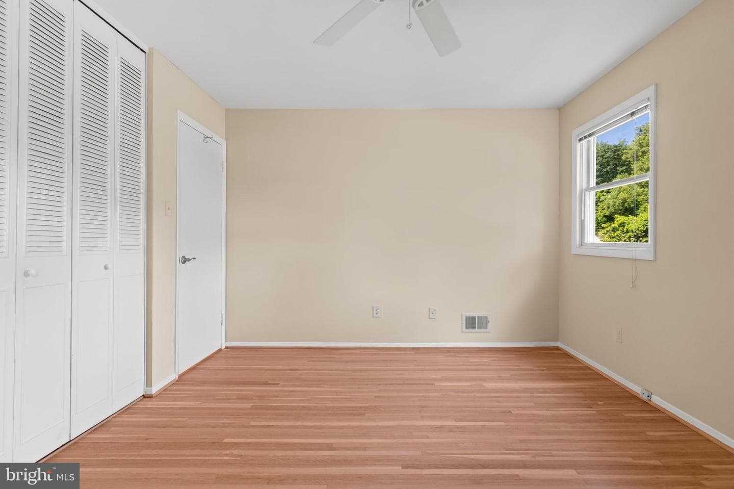 6915 Hadlow Drive photo 27