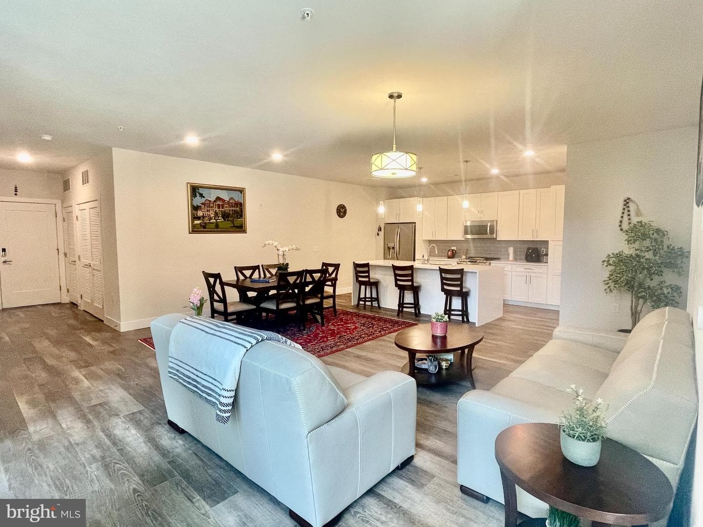 1761 Old Meadow Road #201 photo 2
