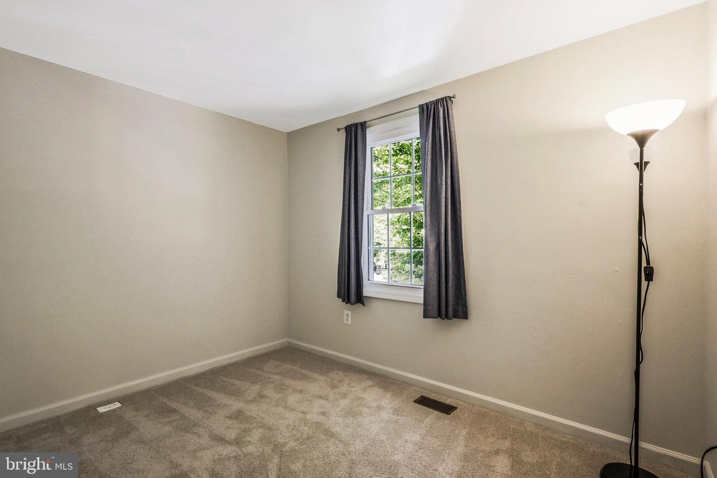 9806 Tara Court photo 15