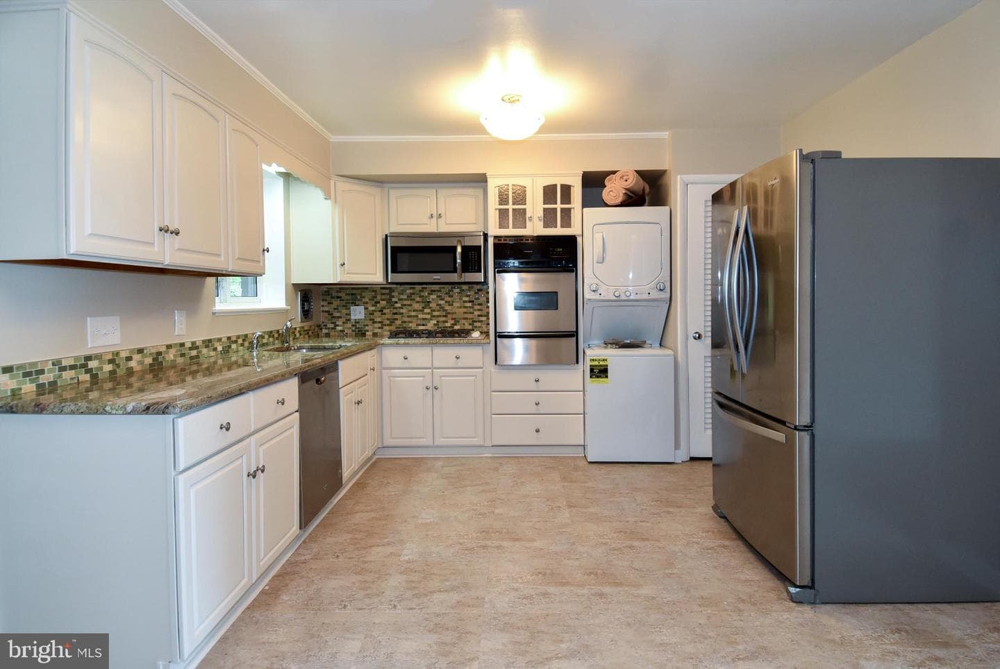 6904 Constance Drive photo 13