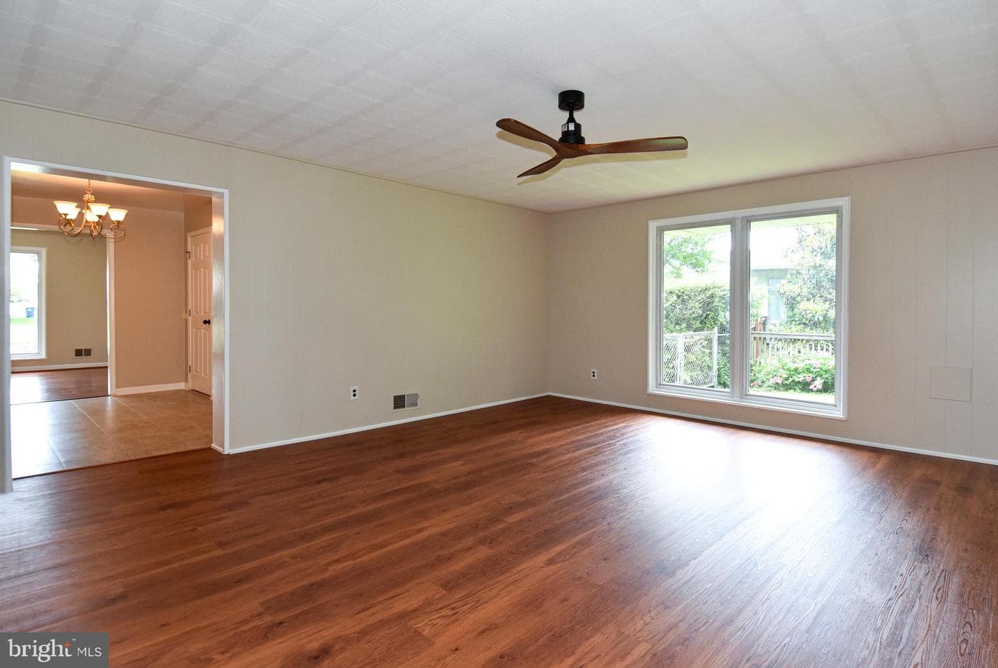 6904 Constance Drive photo 24