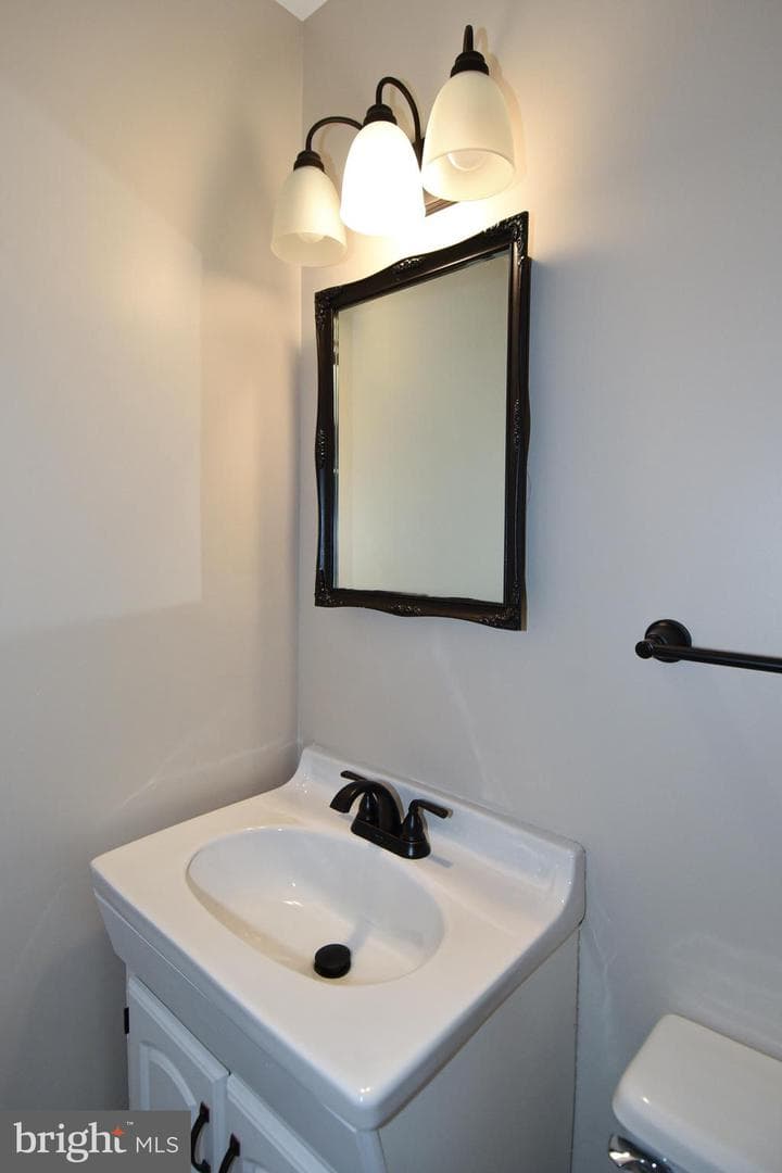 6904 Constance Drive photo 33