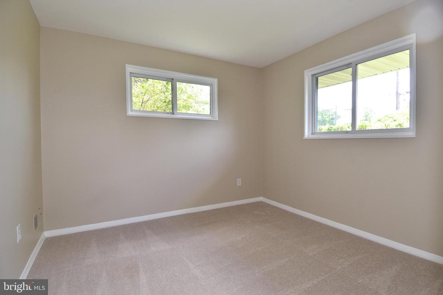 6904 Constance Drive photo 34
