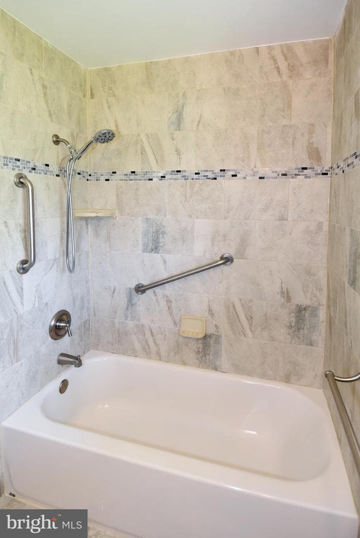 6904 Constance Drive photo 45