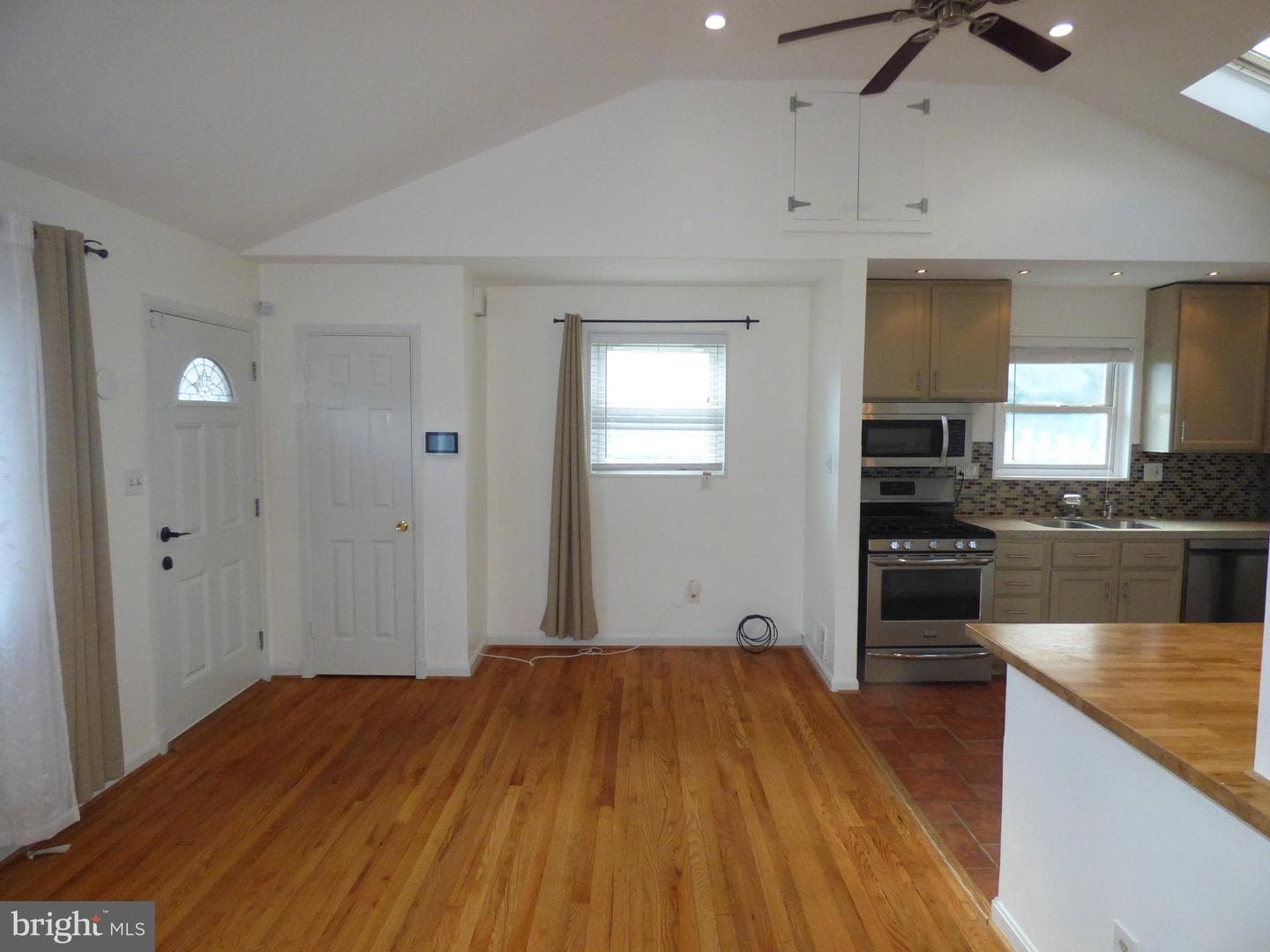 6062 Munson Hill Road photo 5