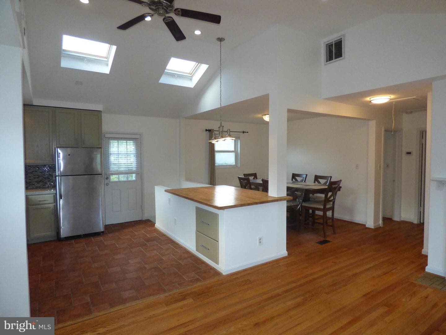 6062 Munson Hill Road photo 9