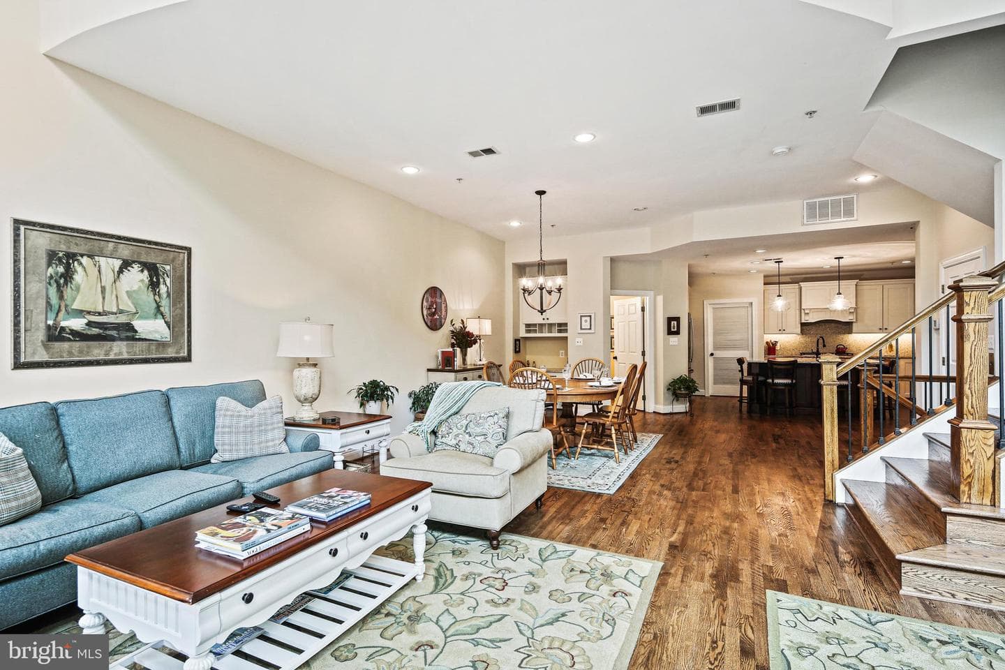 2040 Beacon Heights Drive photo 11
