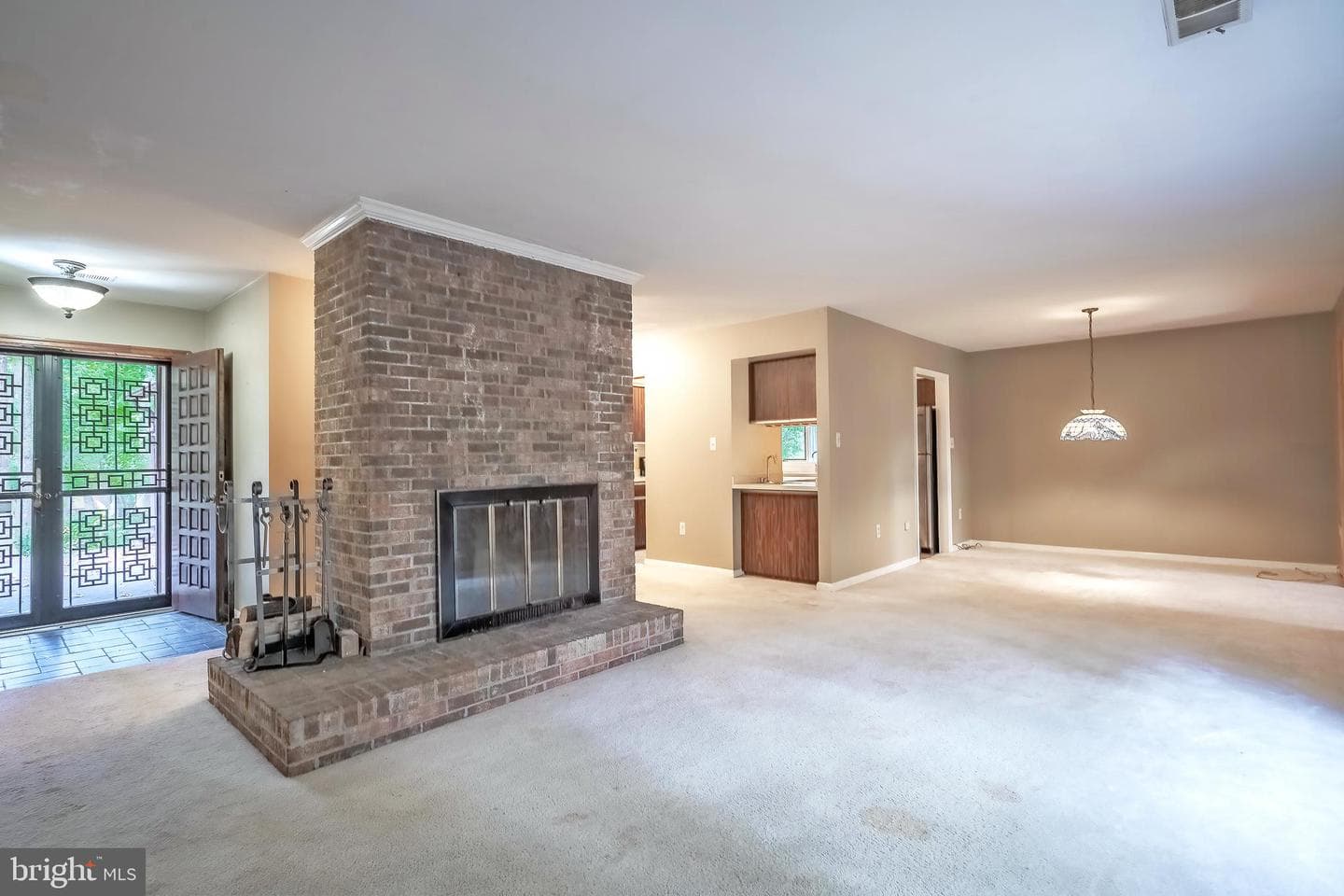 2505 Patrick Street photo 18