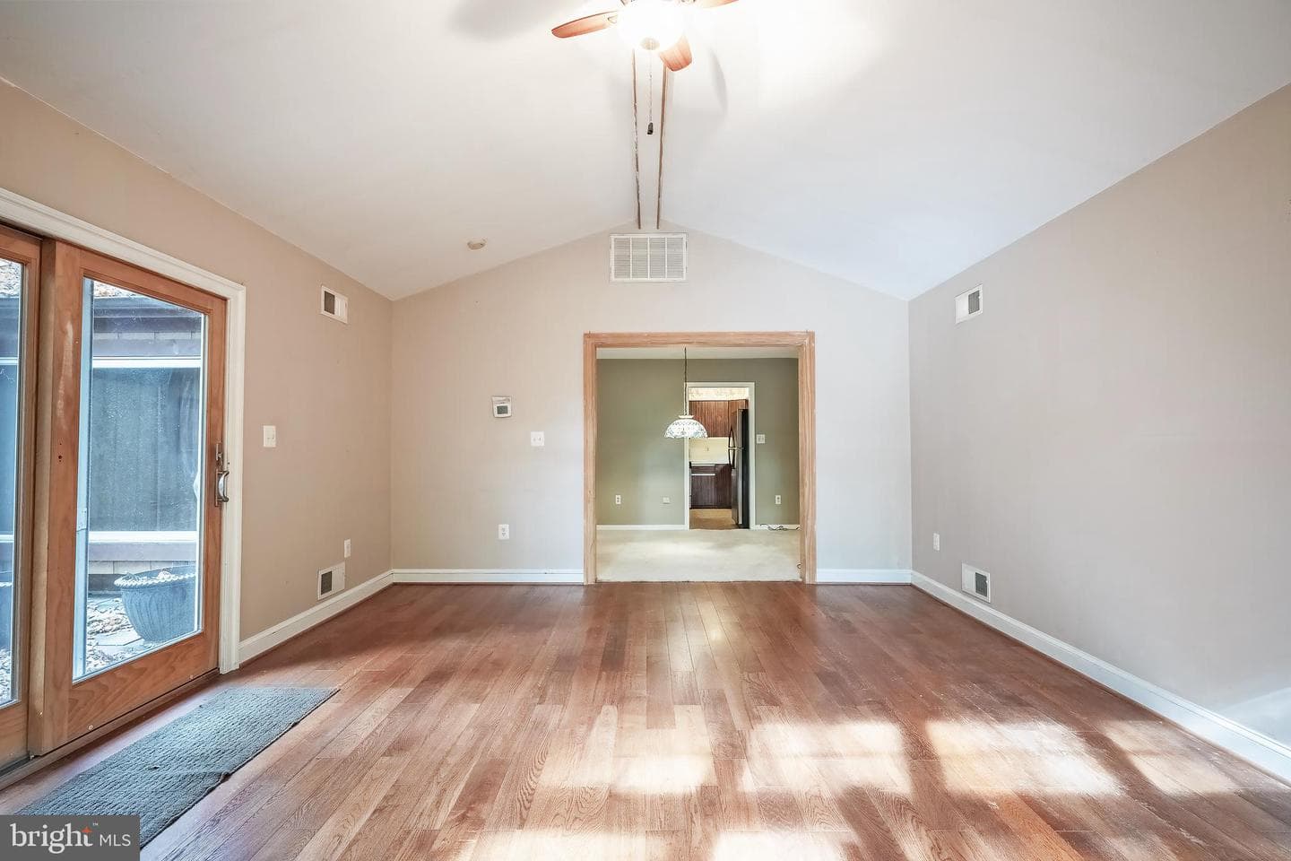 2505 Patrick Street photo 25