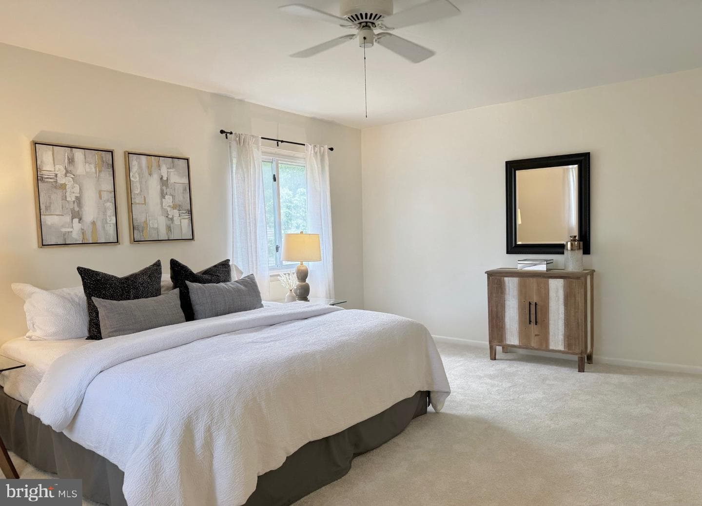 9202 Hambletonian Place photo 11