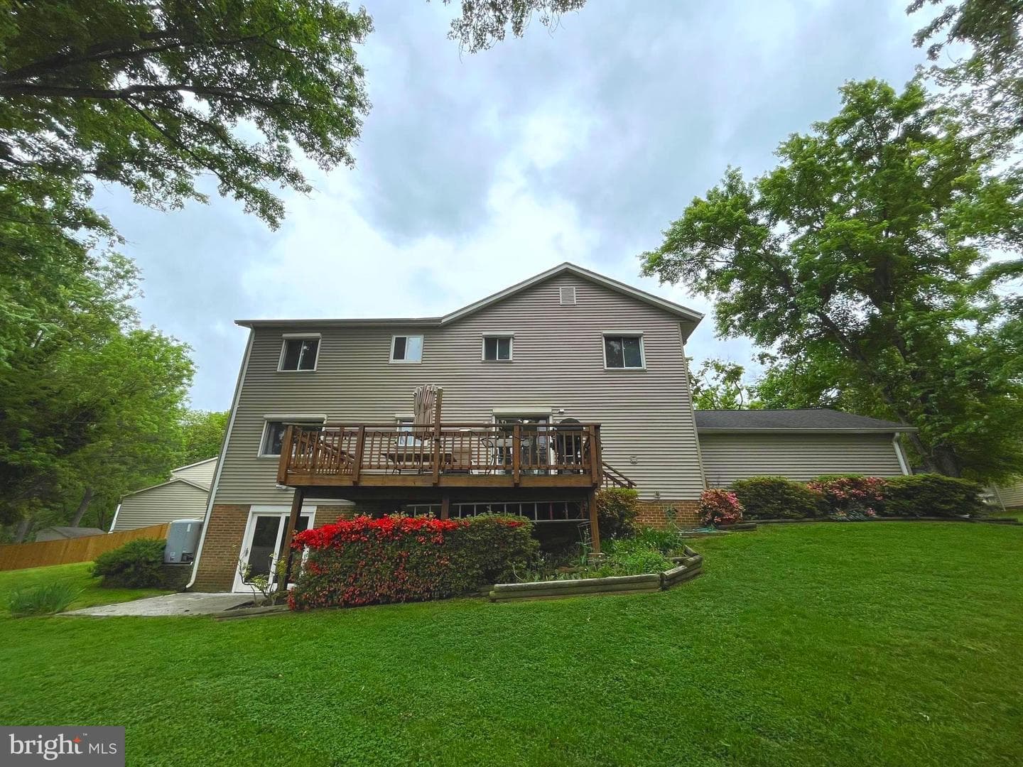 9202 Hambletonian Place photo 33