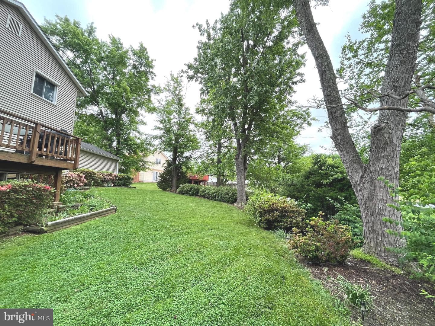 9202 Hambletonian Place photo 34