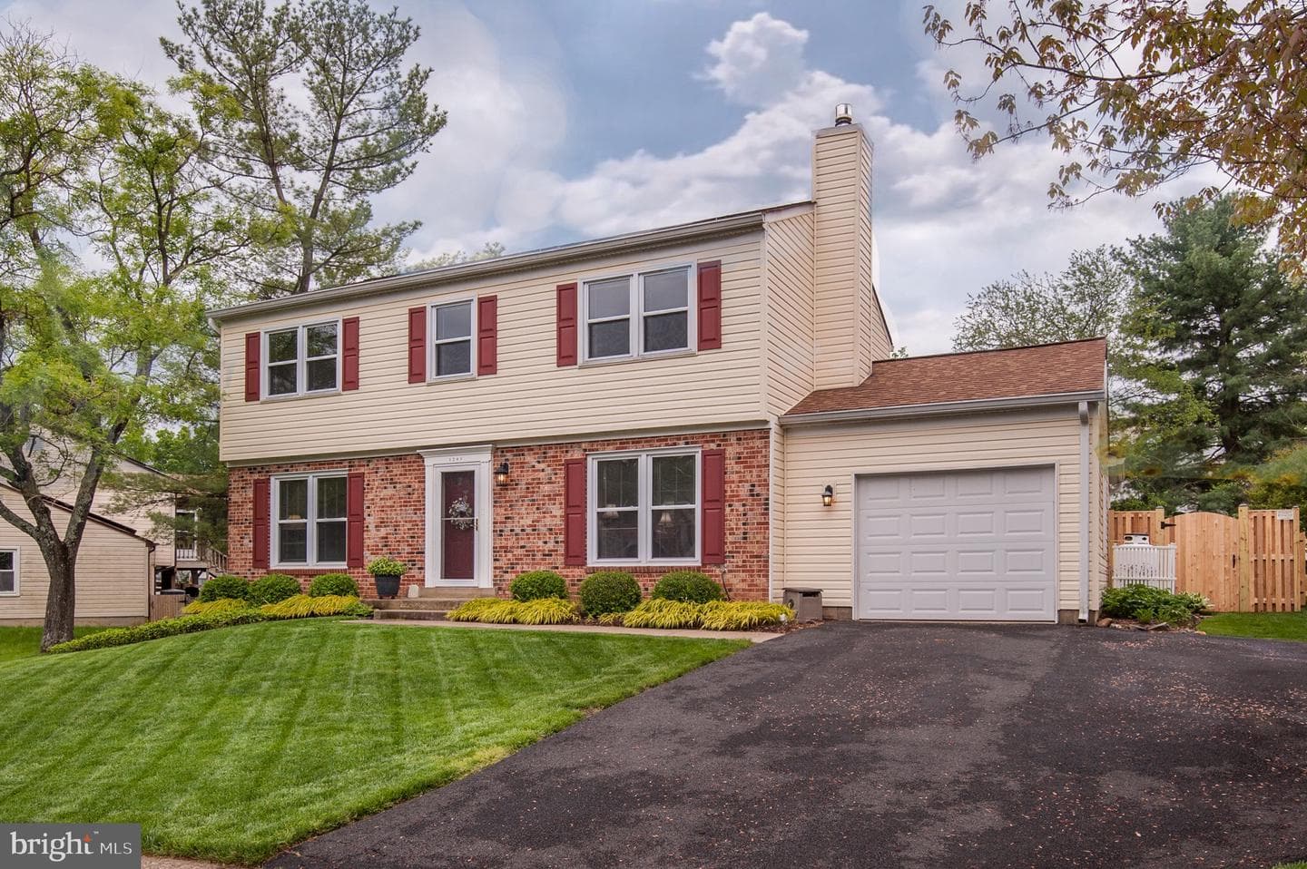 1203 Bicksler Court photo 3