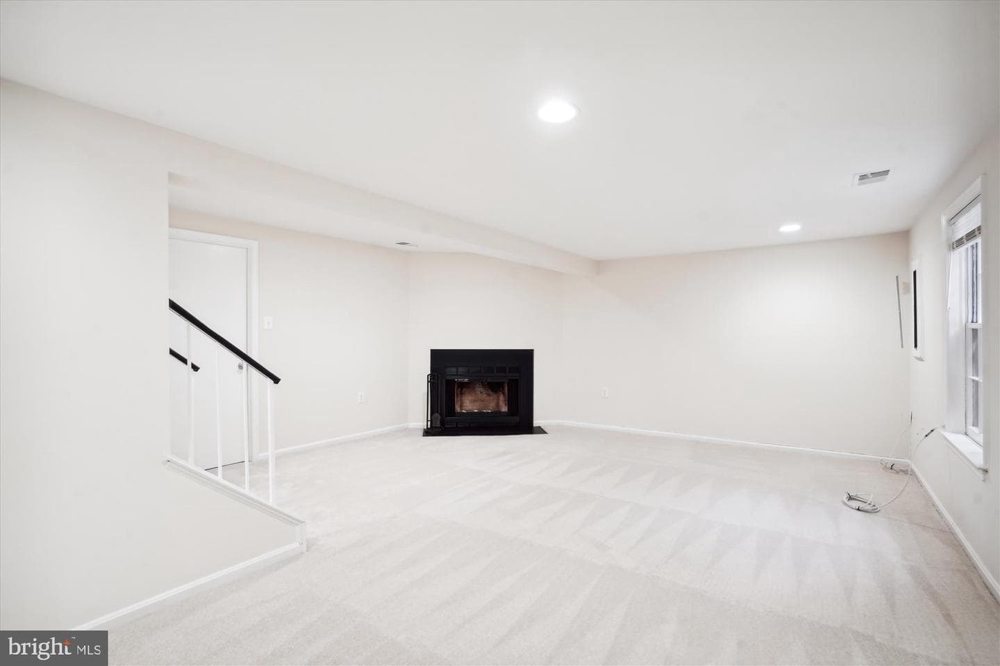 5779 Crownleigh Court photo 26