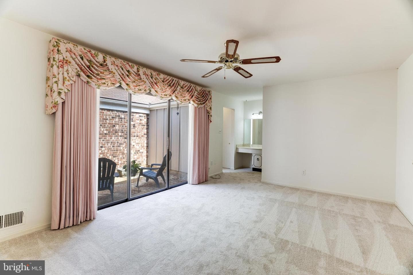 2808 Oakton Manor Court photo 14