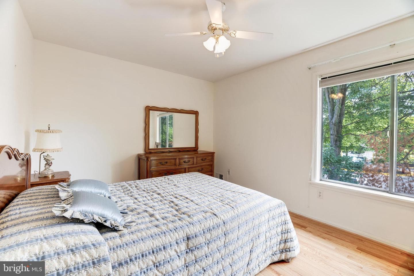 2808 Oakton Manor Court photo 23