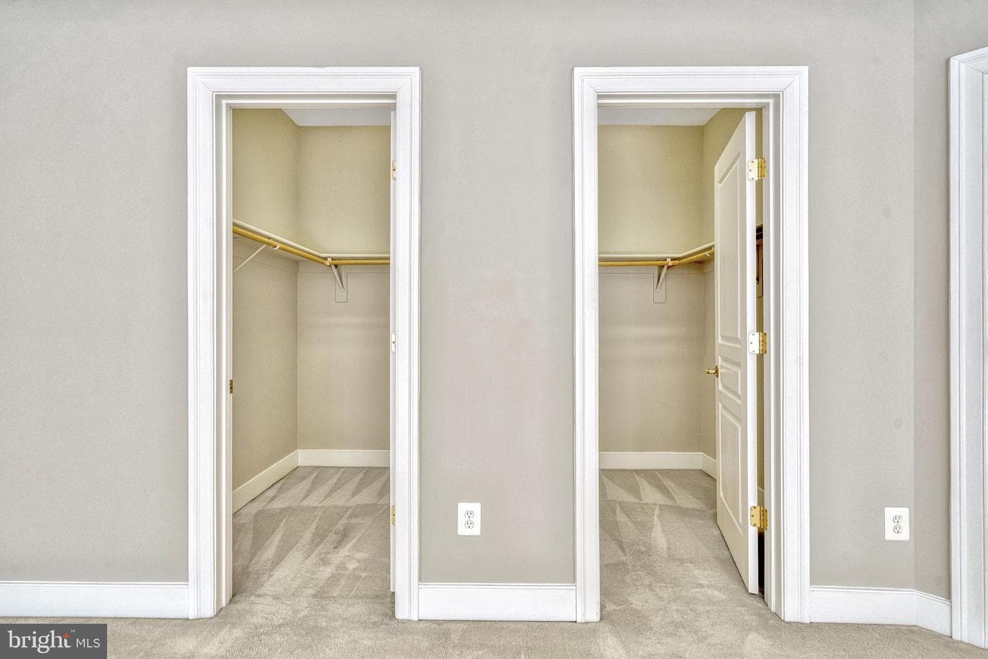 9076 Emma Ann Way photo 46