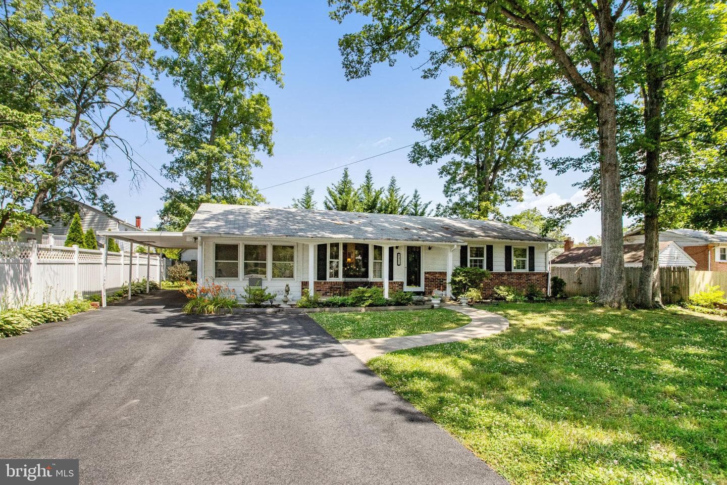 6472 Fourth Street photo 2