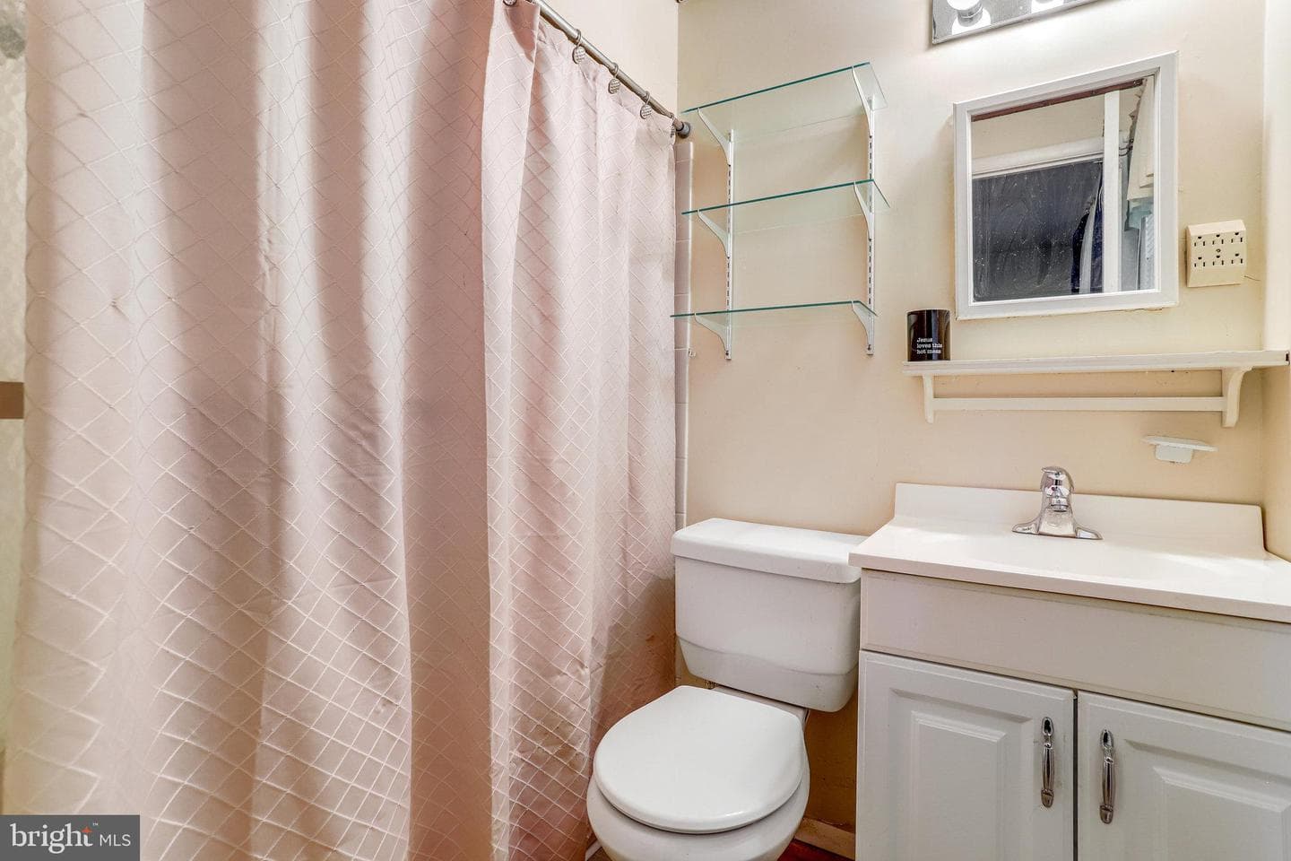 6472 Fourth Street photo 36