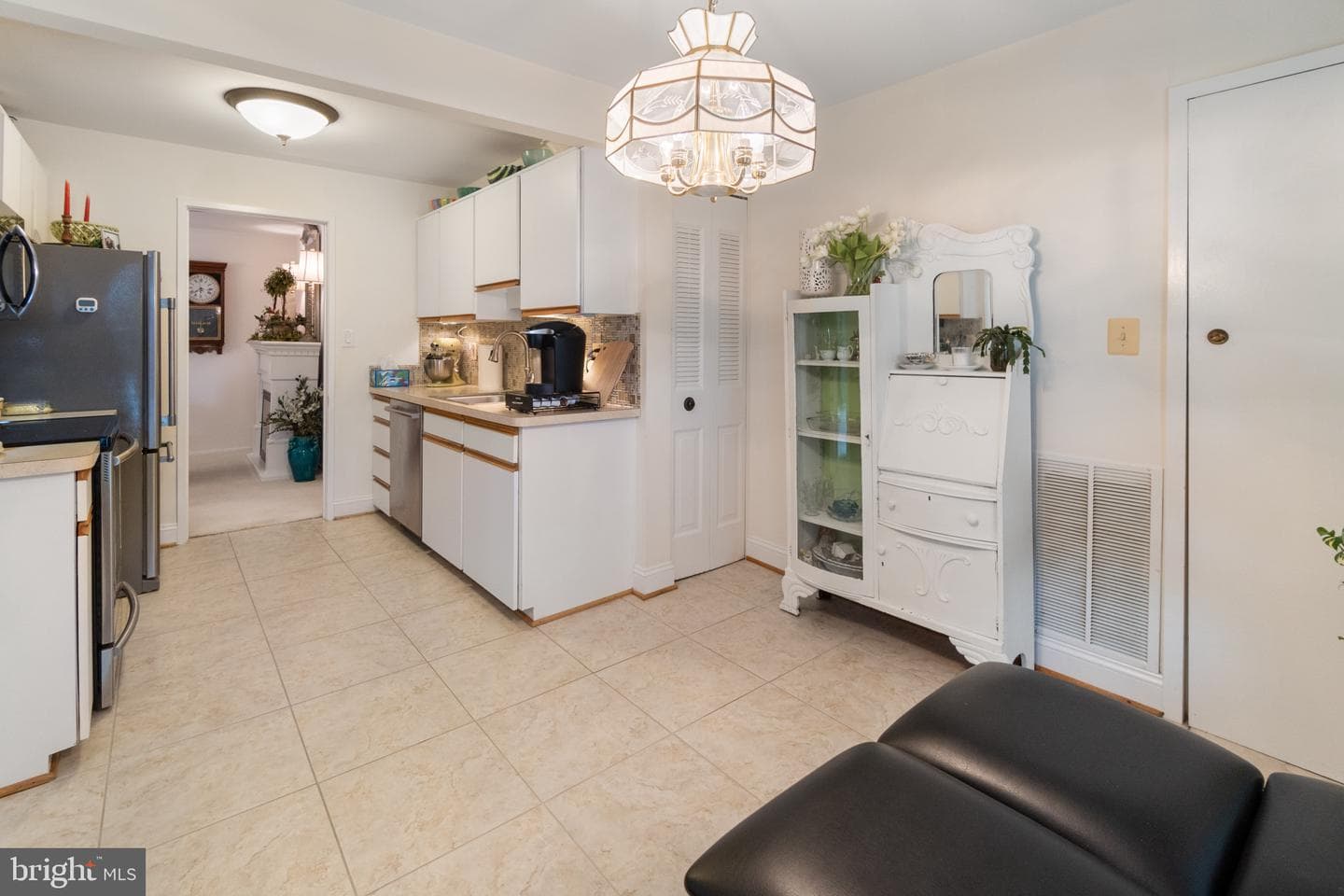 563 Florida Avenue #104 photo 19