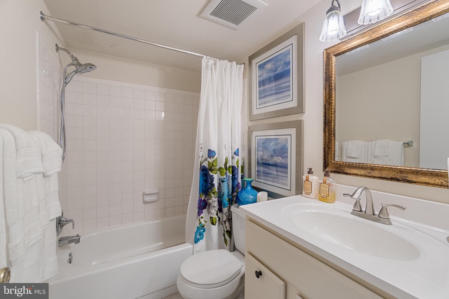 563 Florida Avenue #104 photo 24