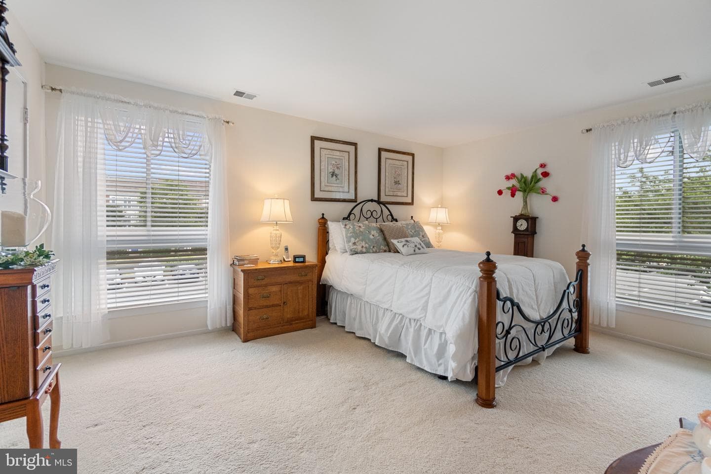 563 Florida Avenue #104 photo 25