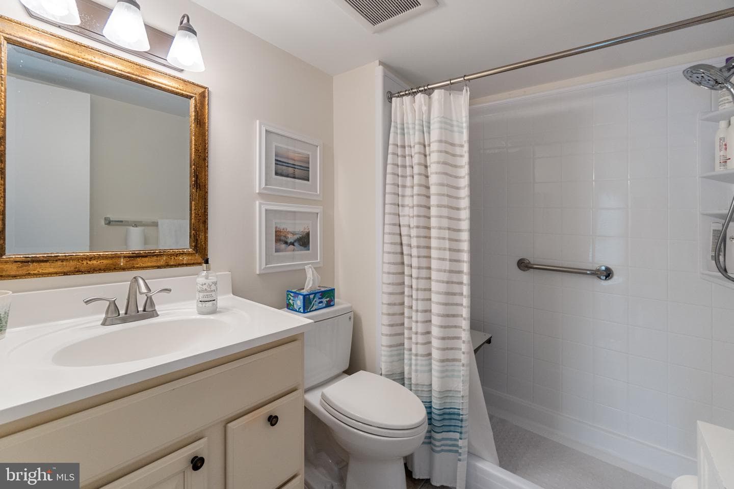 563 Florida Avenue #104 photo 28
