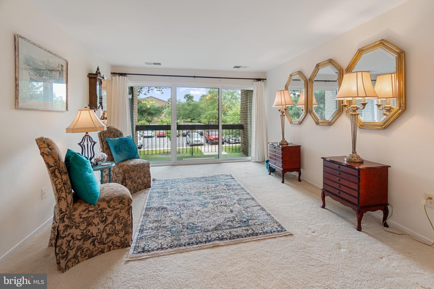 563 Florida Avenue #104 photo 9
