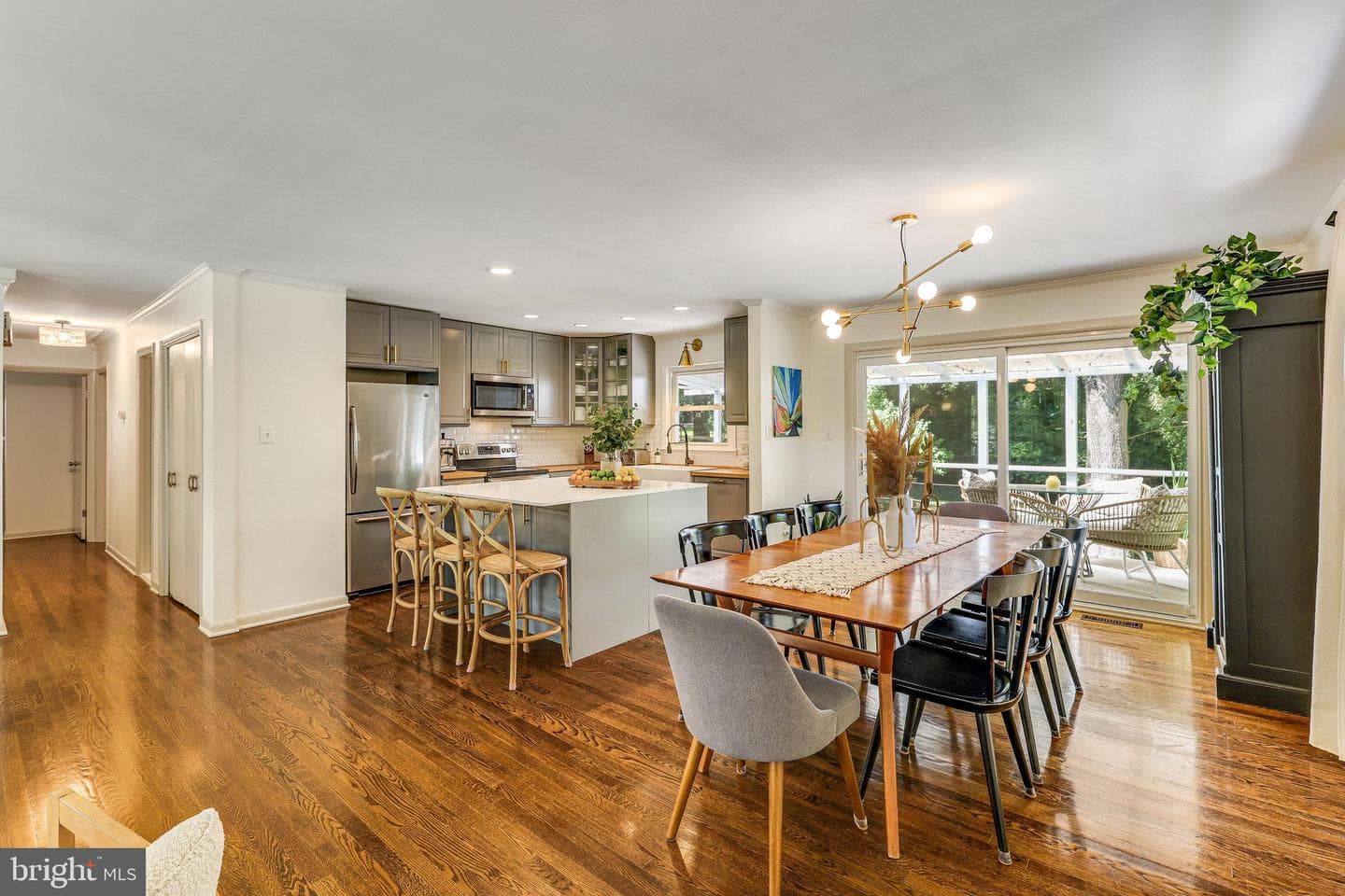 10232 Vale Road photo 20