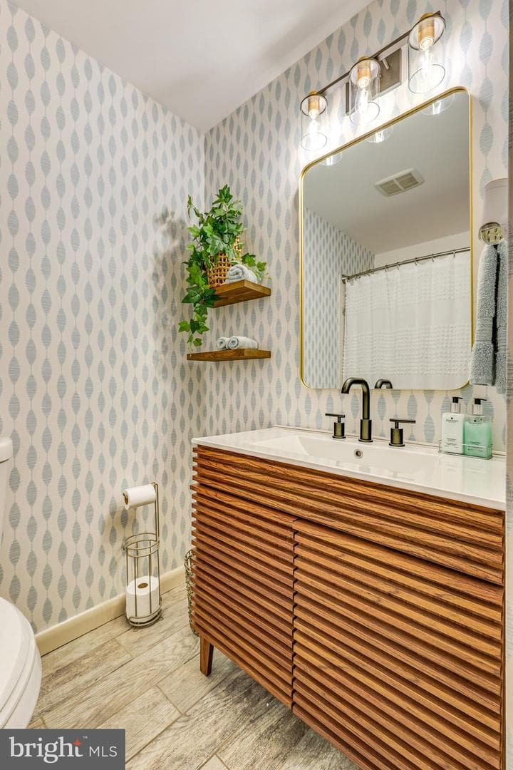 10232 Vale Road photo 25