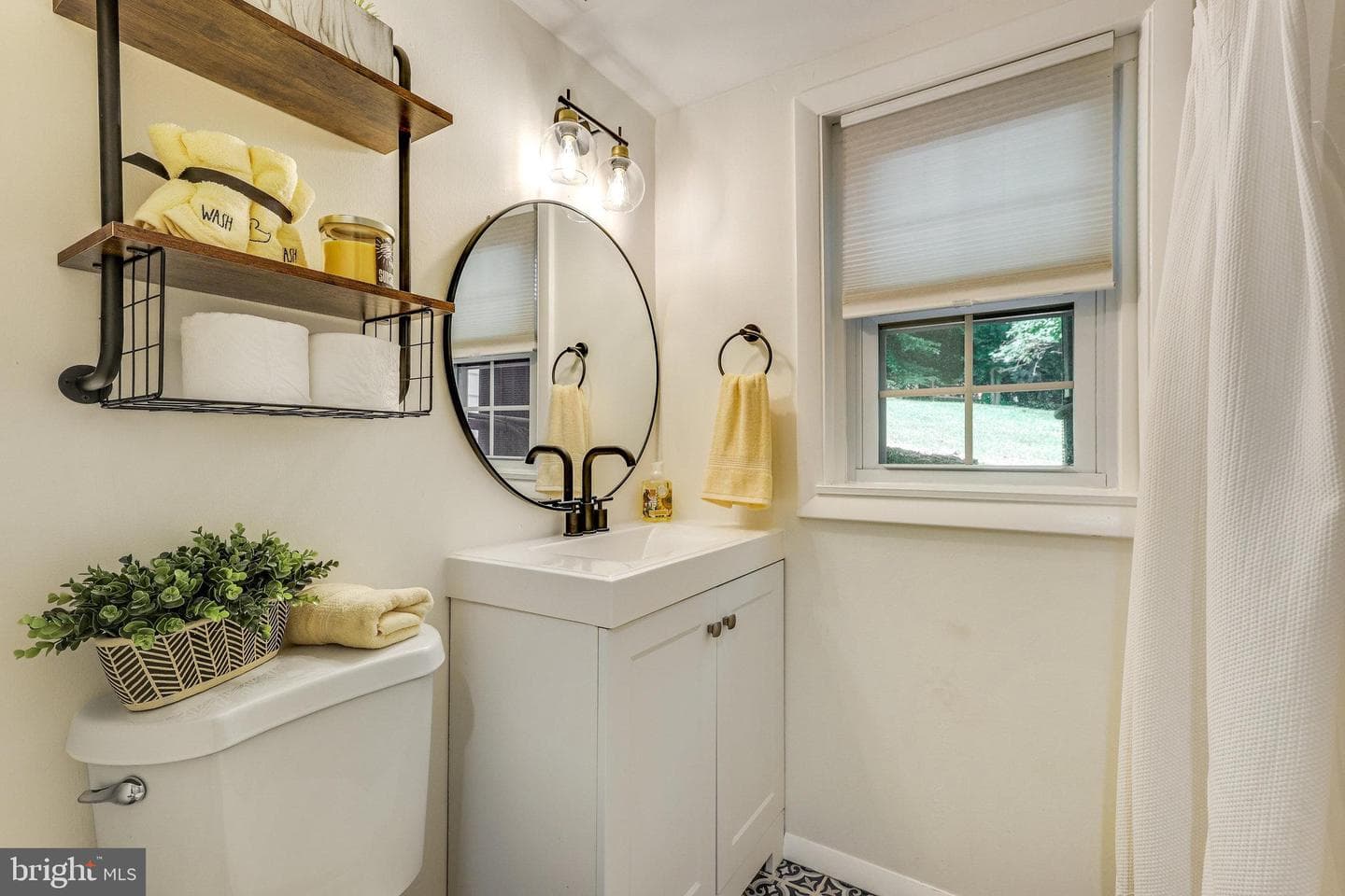 10232 Vale Road photo 49