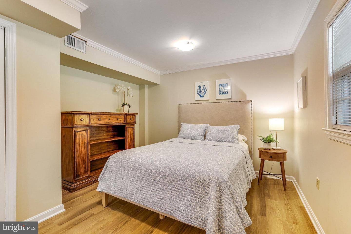 10232 Vale Road photo 52