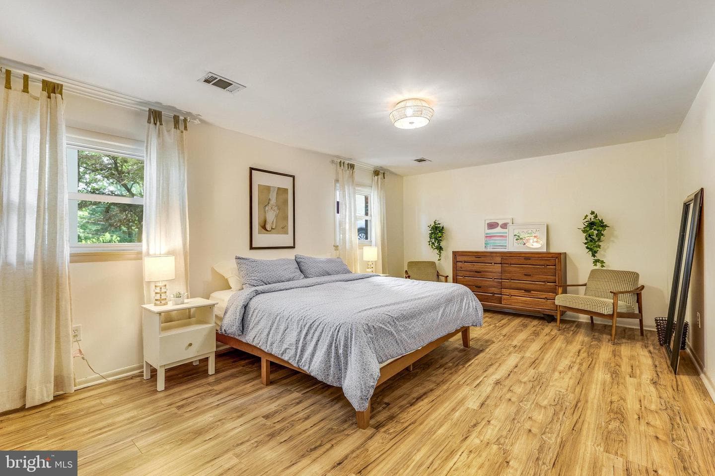 10232 Vale Road photo 54