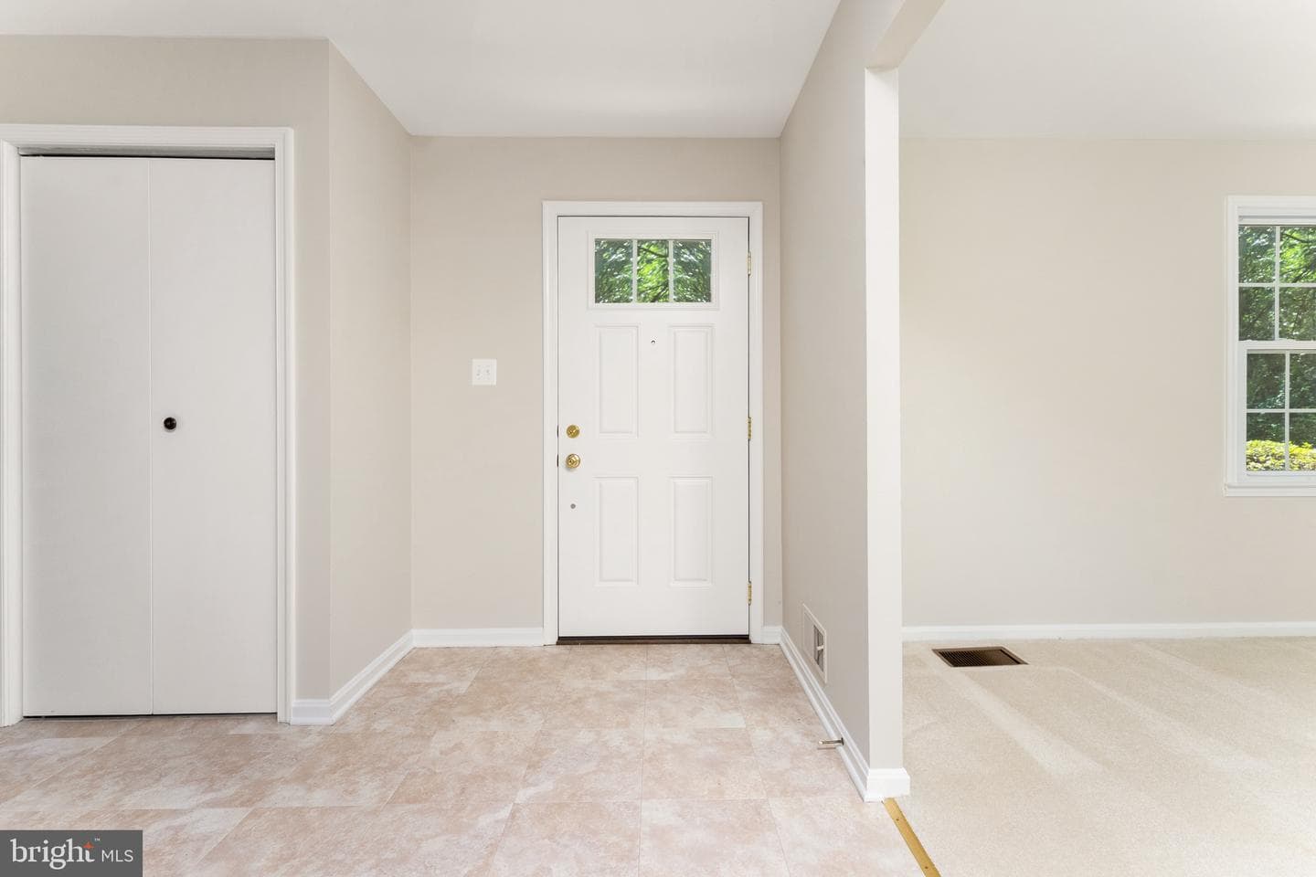 7016 Cottontail Court photo 4