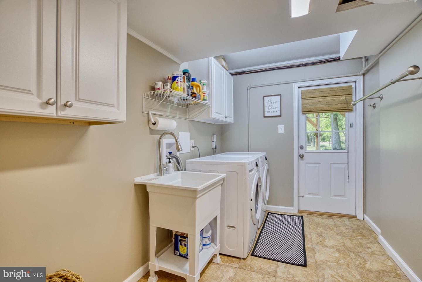 10411 Huntrace Way photo 25